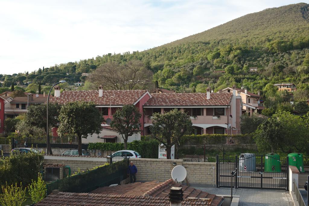 טרוויניאנו רומאנו Casa Vacanze I Melograni חדר תמונה